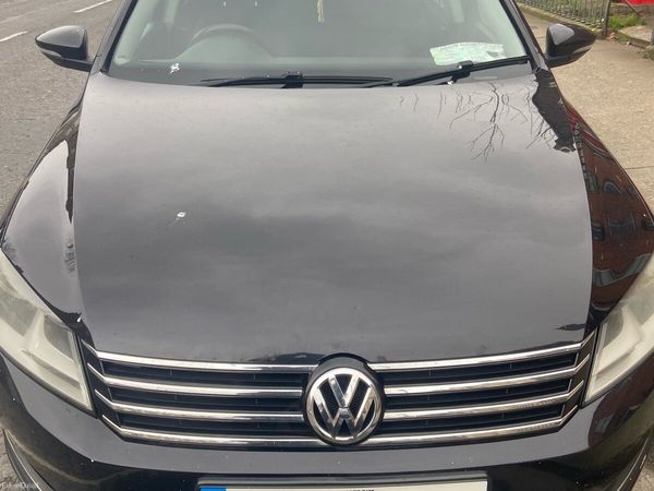 Volkswagen Passat Saloon, Diesel, 2011, Black