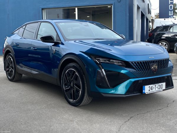 Peugeot 408 Hatchback, Petrol, 2024, Blue