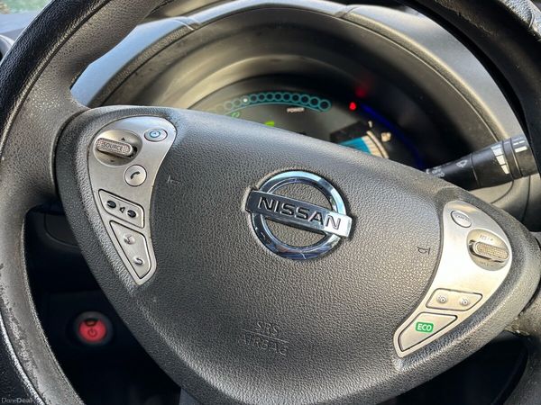 Nissan Leaf Hatchback, Electric, 2015, Grey