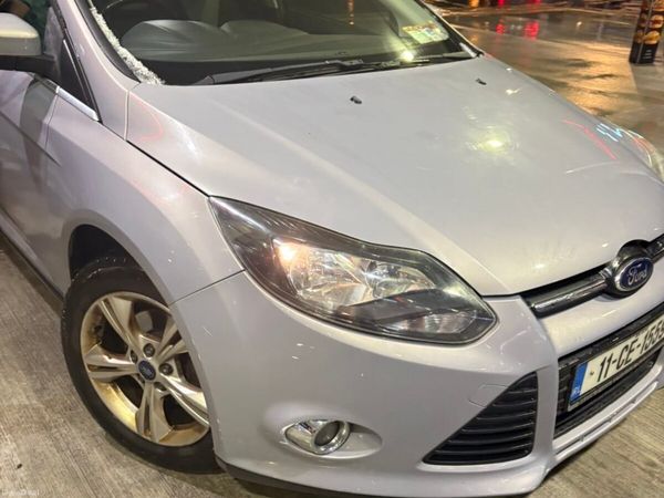 Ford Focus Hatchback, Diesel, 2011, Grey