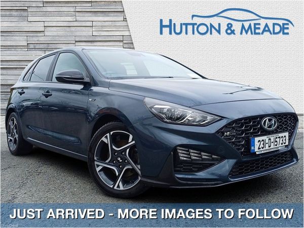 Hyundai i30 Hatchback, Petrol, 2023, Green