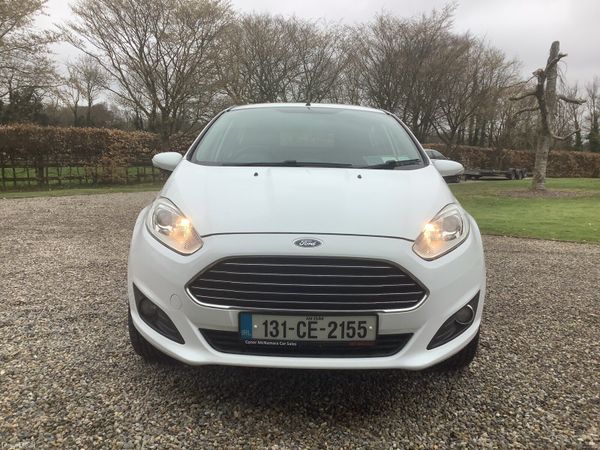 Ford Fiesta Hatchback, Petrol, 2013, White