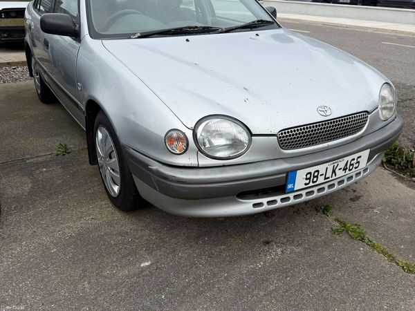 Toyota Corolla Saloon, Petrol, 1998, Grey