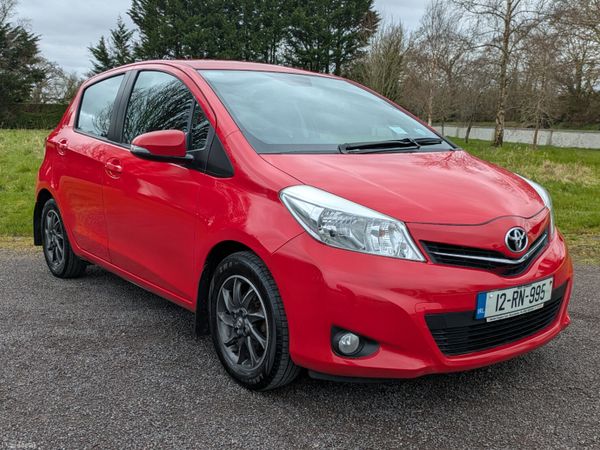 Toyota Yaris Hatchback, Petrol, 2012, Red