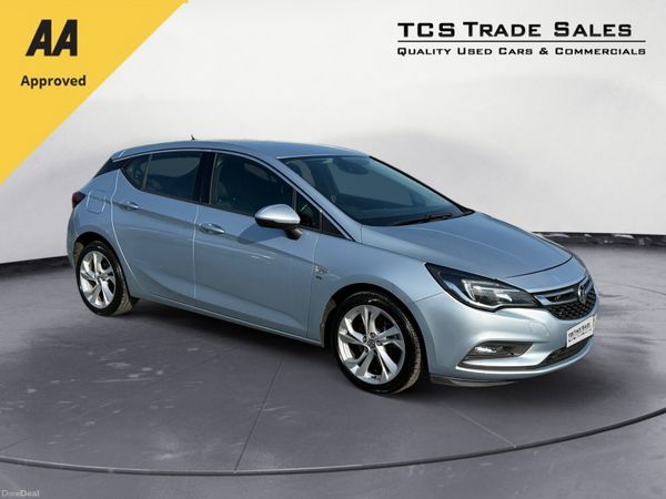 Vauxhall Astra Hatchback, Diesel, 2018, Silver