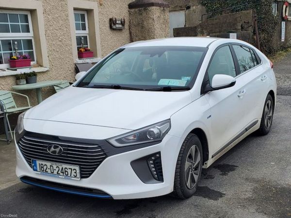 Hyundai IONIQ Hatchback, Petrol Hybrid, 2018, White
