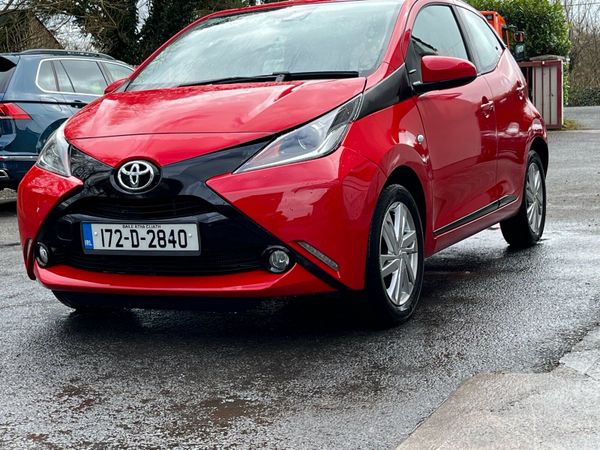 Toyota Aygo Hatchback, Petrol, 2017, Red