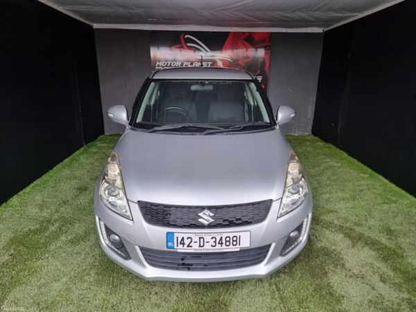 Suzuki Swift Hatchback, Petrol, 2014, Silver
