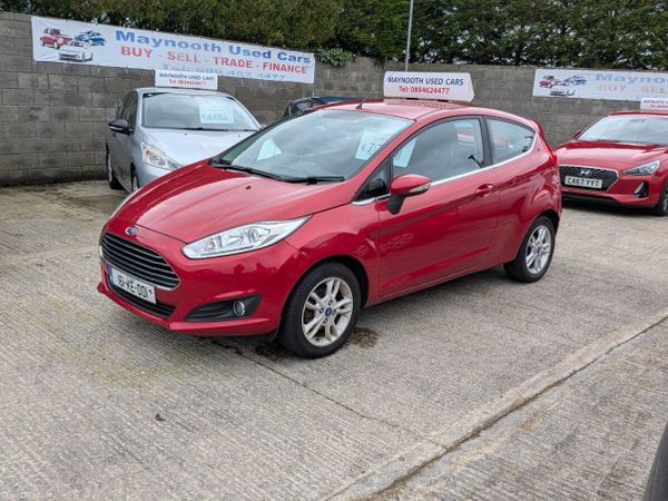 Ford Fiesta Hatchback, Petrol, 2016, Red