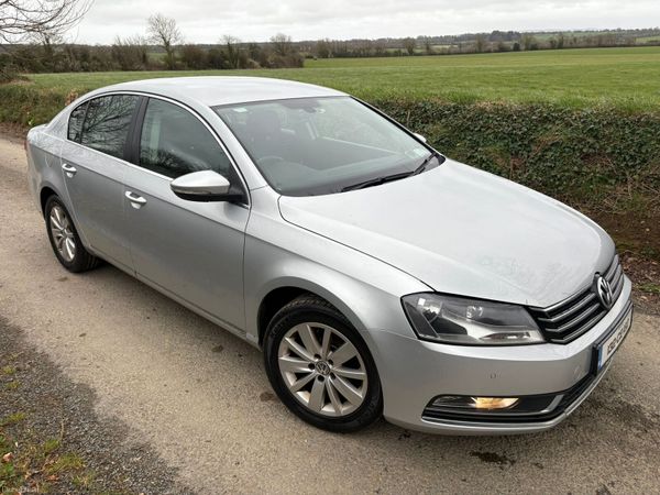 Volkswagen Passat Saloon, Diesel, 2013, Silver