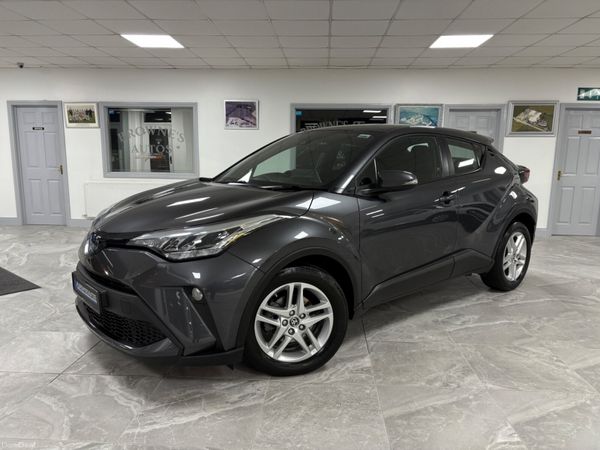 Toyota C-HR SUV, Petrol Hybrid, 2023, Grey