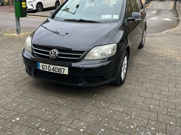 Volkswagen Golf Hatchback, Petrol, 2007, Black
