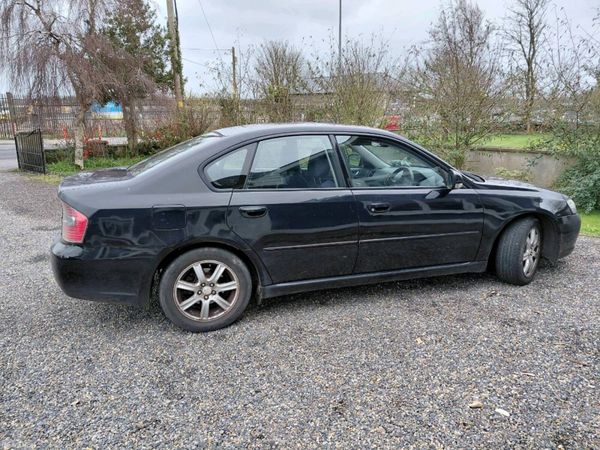 Subaru Legacy Saloon, Petrol, 2004, Black