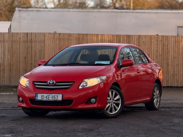 Toyota Corolla Saloon, Petrol, 2010, Red