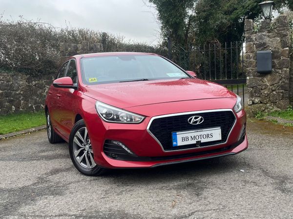 Hyundai i30 Hatchback, Diesel, 2020, Red