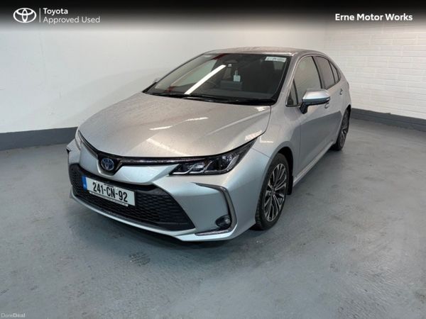 Toyota Corolla Saloon, Petrol Hybrid, 2024, Silver