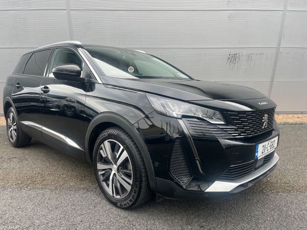 Peugeot 5008 MPV, Diesel, 2021, Black