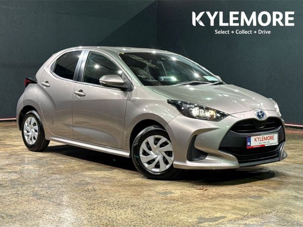 Toyota Yaris Hatchback, Petrol Hybrid, 2021, Brown