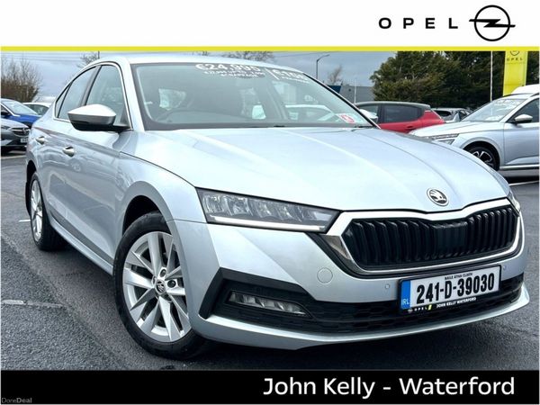 Skoda Octavia Saloon, Diesel, 2024, Grey