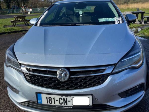 Vauxhall Astra Hatchback, Petrol, 2018, Silver