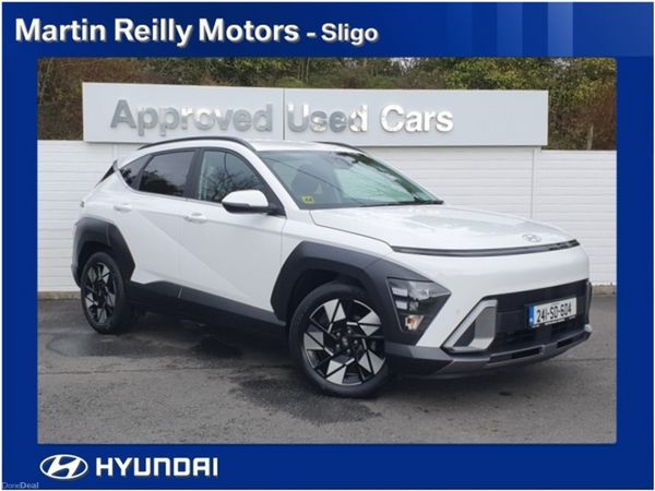 Hyundai KONA MPV, Petrol Hybrid, 2024, White