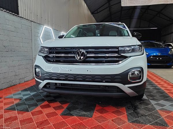 Volkswagen T-Cross SUV, Petrol, 2020, White
