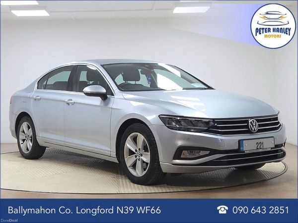 Volkswagen Passat Saloon, Diesel, 2022, Silver