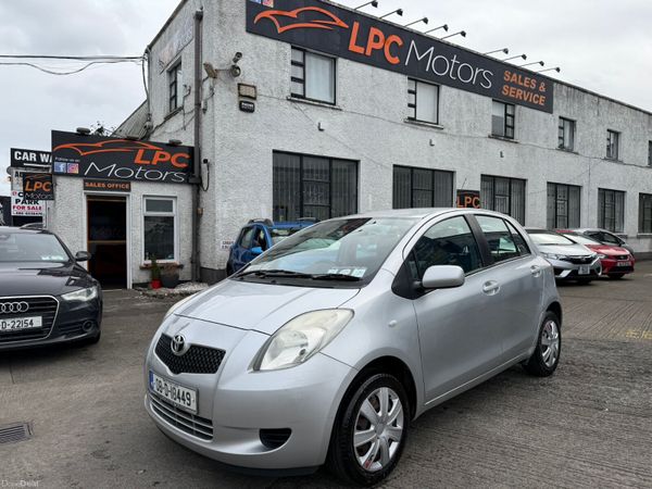 Toyota Yaris Hatchback, Petrol, 2008, Silver