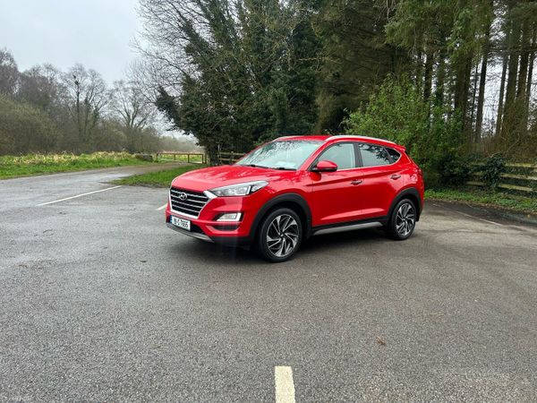 Hyundai Tucson MPV, Diesel, 2019, Red