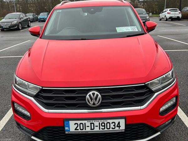 Volkswagen T-Roc SUV, Petrol, 2020, Red