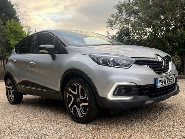 Renault Captur Hatchback, Diesel, 2019, Silver