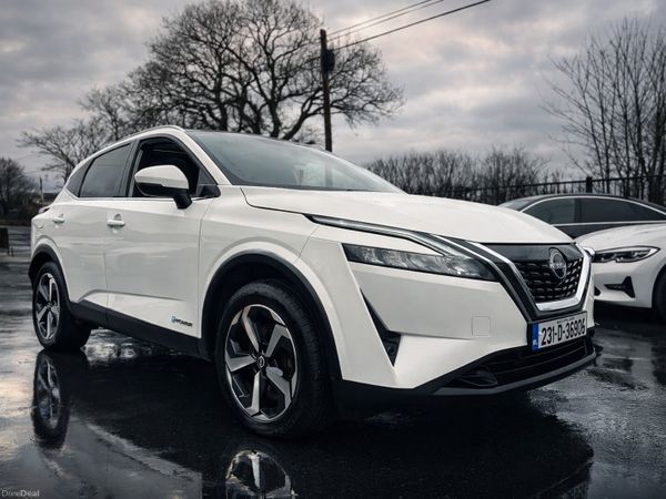 Nissan Qashqai MPV, Petrol, 2023, White
