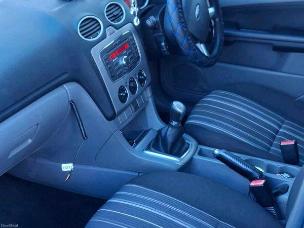 Ford Focus Hatchback, Diesel, 2010, Blue