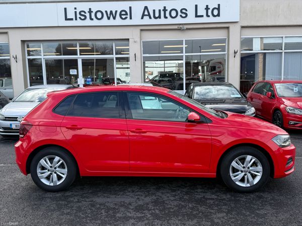 Volkswagen Polo Hatchback, Petrol, 2020, Red