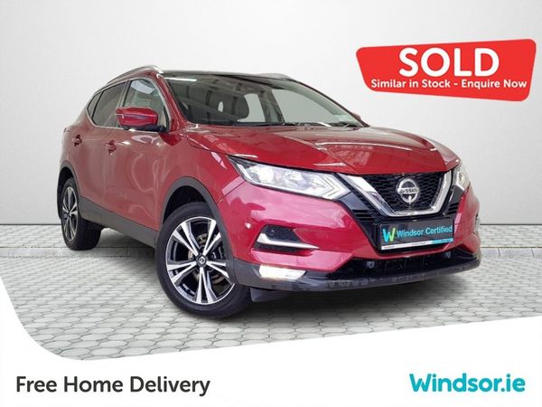 Nissan Qashqai SUV, Petrol, 2020, Red