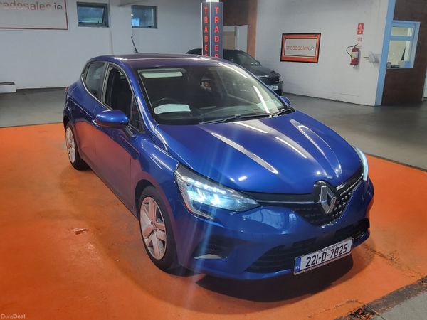 Renault Clio Hatchback, Petrol, 2022, Blue