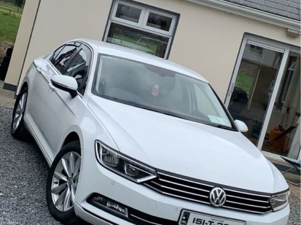 Volkswagen Passat Saloon, Diesel, 2015, White