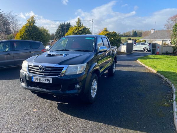 Toyota Hilux Pick Up, Diesel, 2013, Grey