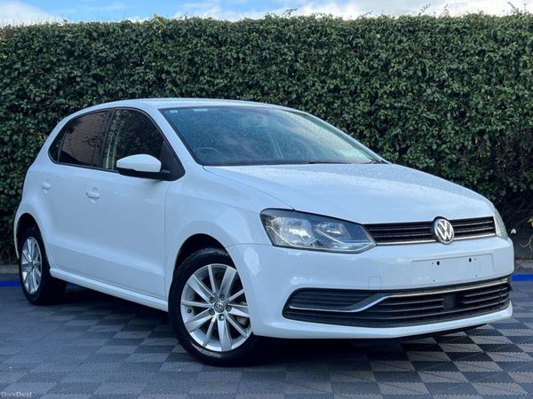 Volkswagen Polo Hatchback, Petrol, 2015, Silver