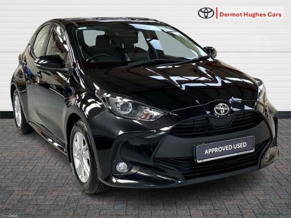 Toyota Yaris Hatchback, Petrol, 2022, Black