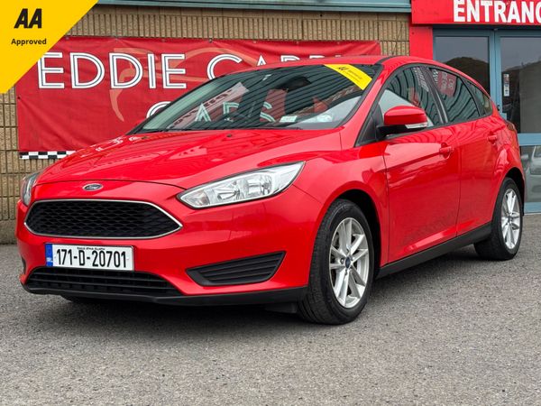Ford Focus Hatchback, Diesel, 2017, Red