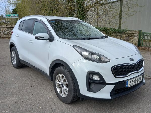 Kia Sportage SUV, Diesel Hybrid, 2021, White