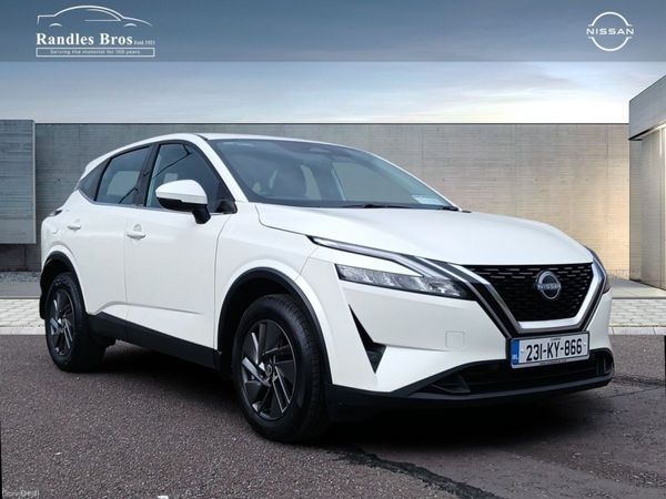 Nissan Qashqai MPV, Petrol, 2023, White