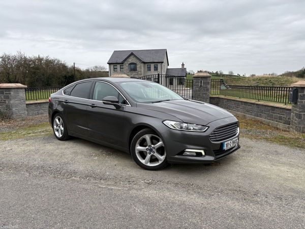 Ford Mondeo Hatchback, Diesel, 2016, Grey
