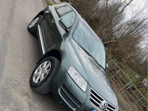 Volkswagen Touareg SUV, Diesel, 2006, Green