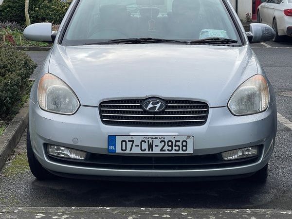 Hyundai Accent Saloon, Petrol, 2007, Silver
