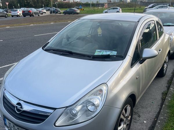 Opel Corsa Hatchback, Petrol, 2010, Silver