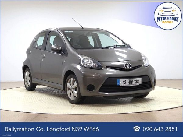 Toyota Aygo Hatchback, Petrol, 2013, Gold