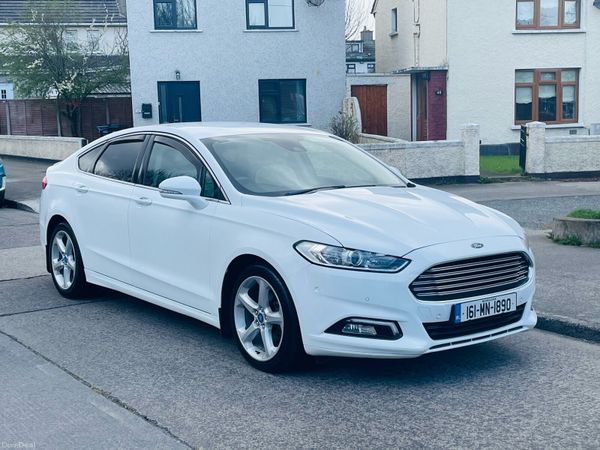 Ford Mondeo Hatchback, Diesel, 2016, White