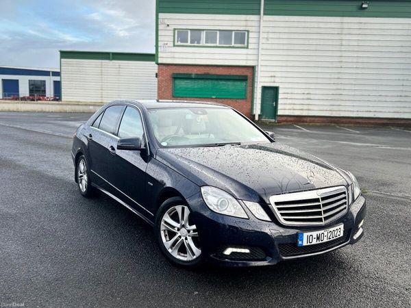 Mercedes-Benz E-Class Saloon, Diesel, 2010, Blue